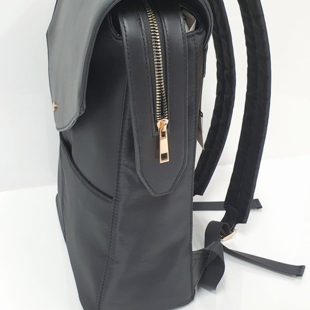 LADIES BACKPACK - Picture 2 of 3